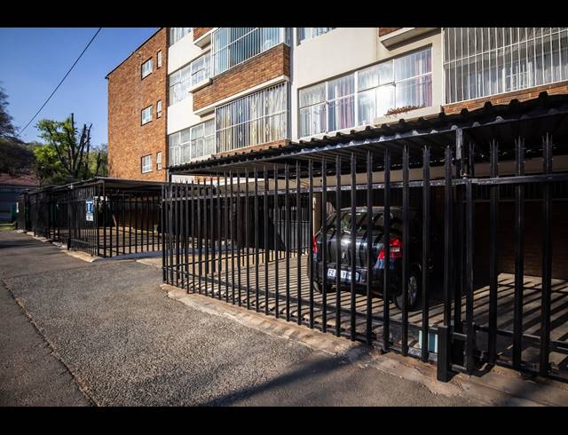 2 BEDROOM APARTMENT FOR SALE IN CYRILDENE